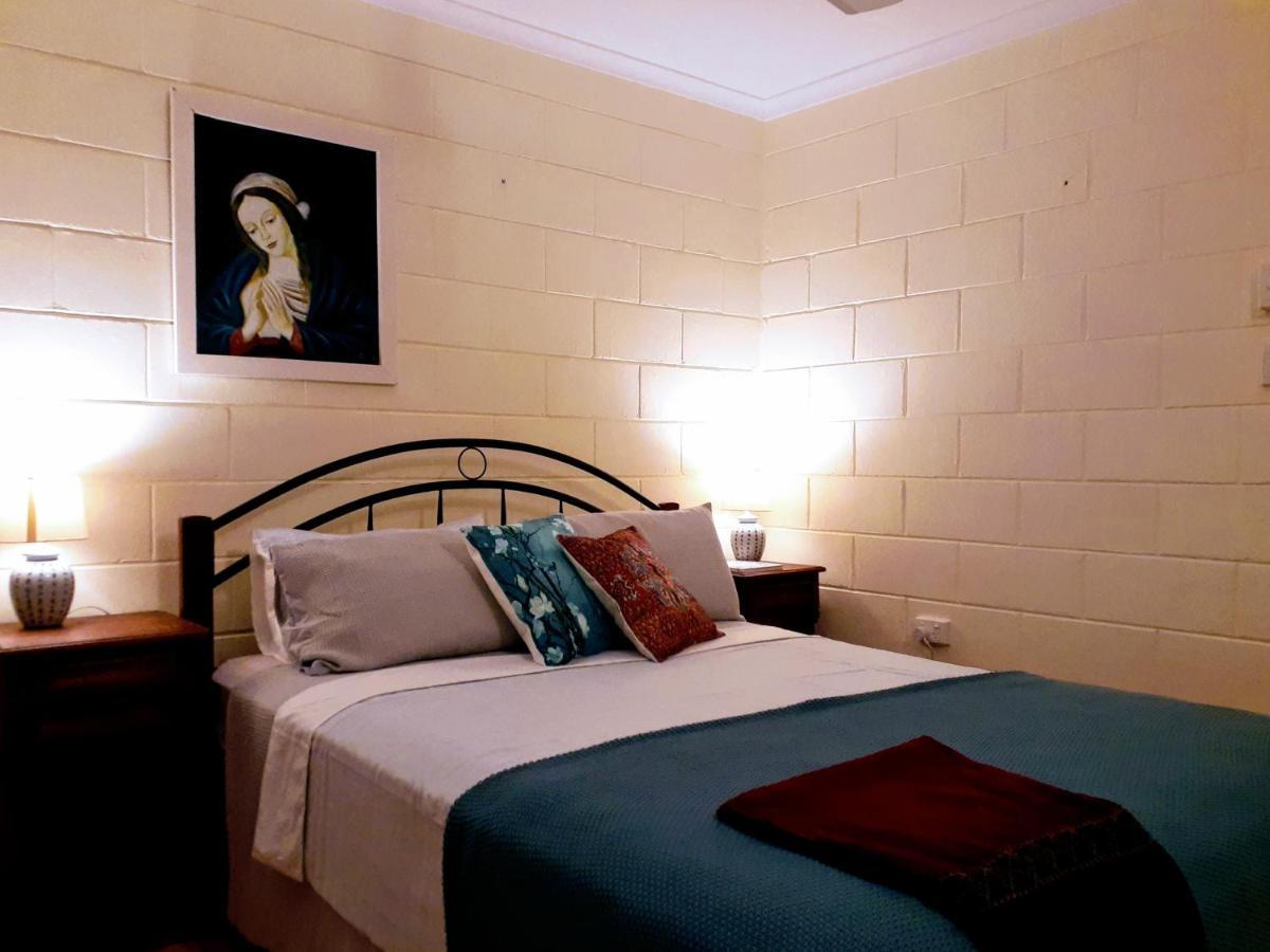 J & Ella'S Holiday House - 2 Bedroom, 2 Bathroom Home Cooktown Εξωτερικό φωτογραφία