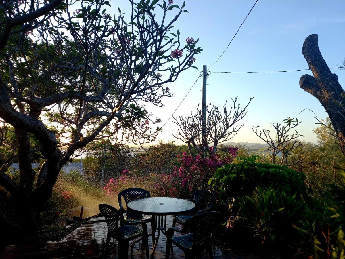 J & Ella'S Holiday House - 2 Bedroom, 2 Bathroom Home Cooktown Εξωτερικό φωτογραφία